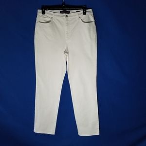 Gloria Vanderbilt Amanda Jeans